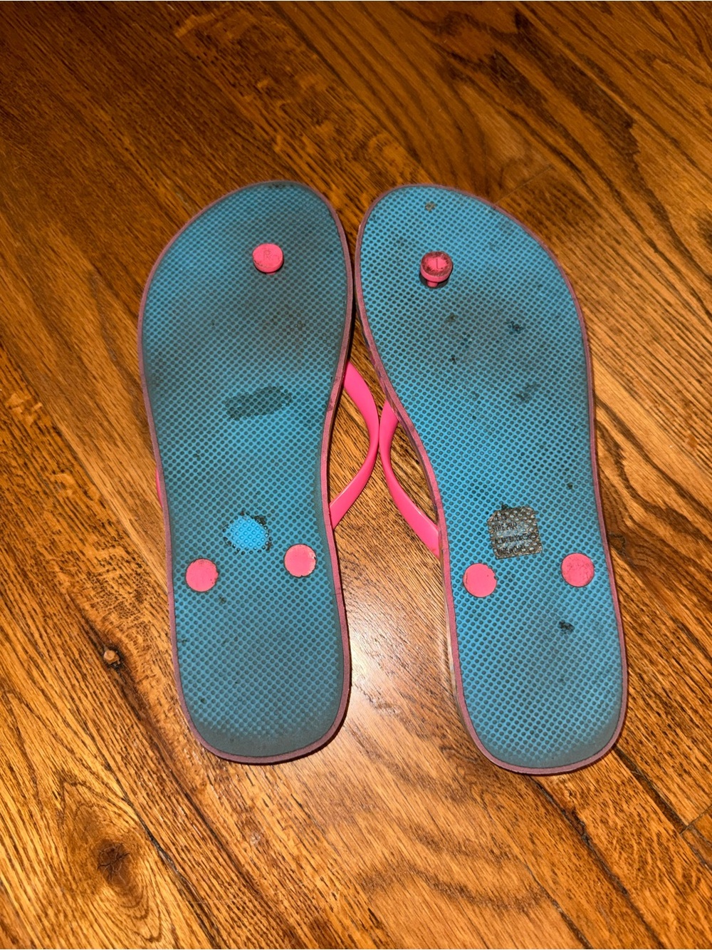 Lilly Pulitzer Pool Flip Flops size 9 - Picture 2 of 4
